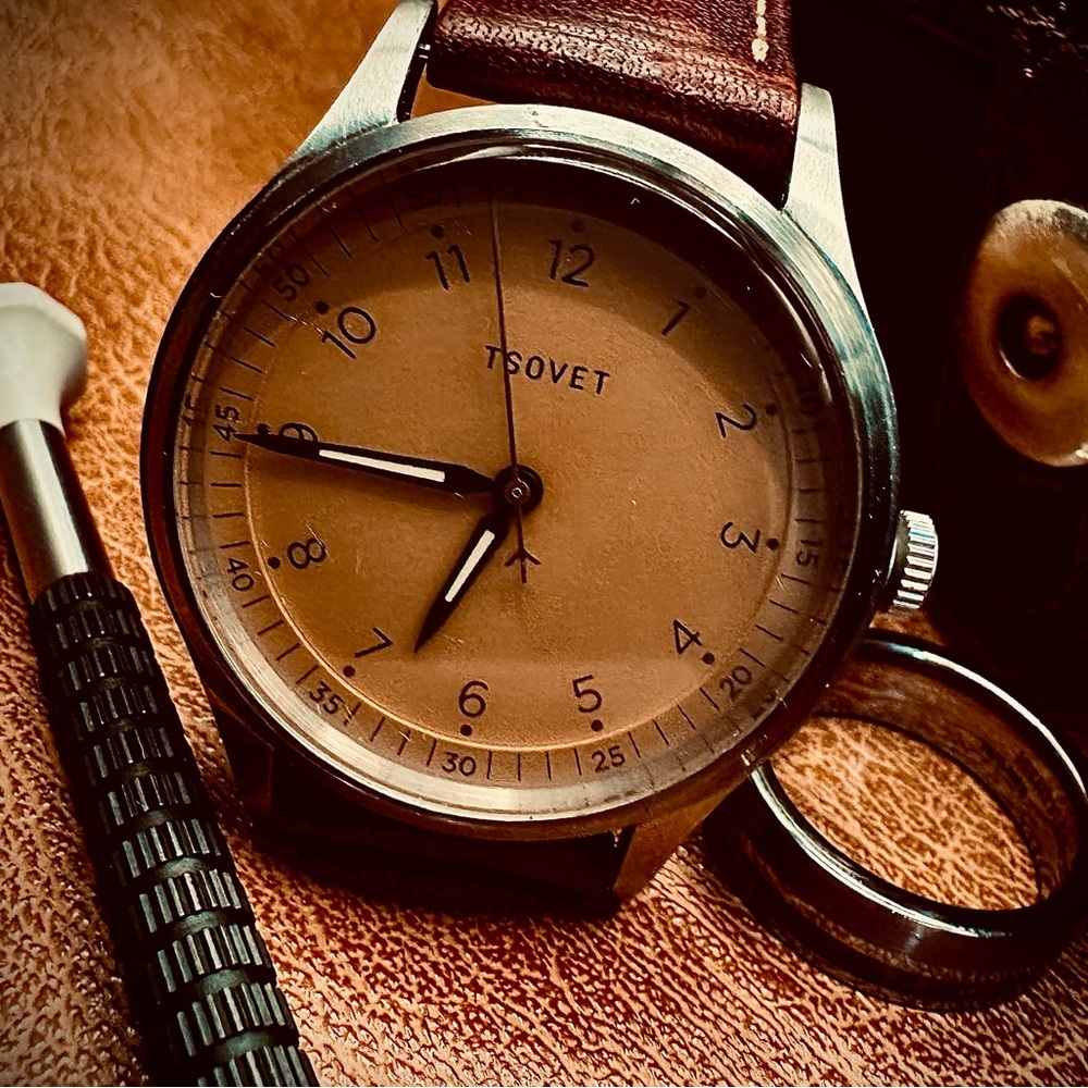 Tsovet JPT PW-36 Champagne Dial. 36mm Field 
Quartz